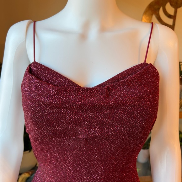 Perfect Jessica Rabbit Costume/Cosplay - Picture 5 of 11